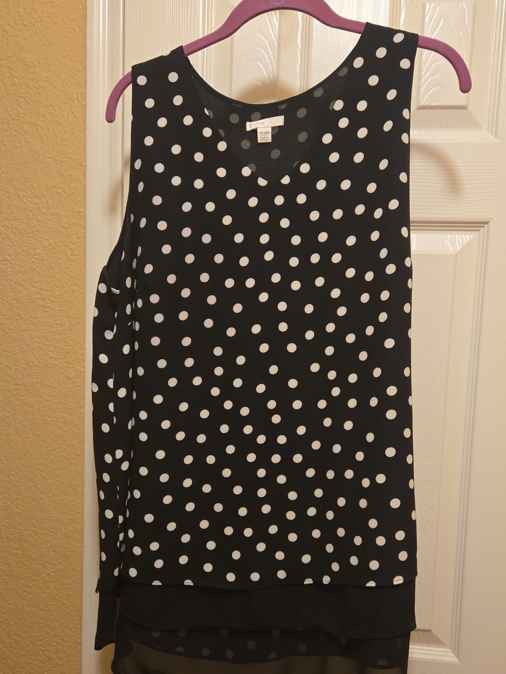 Polka Dot Sleeveless Blouse - Black/White